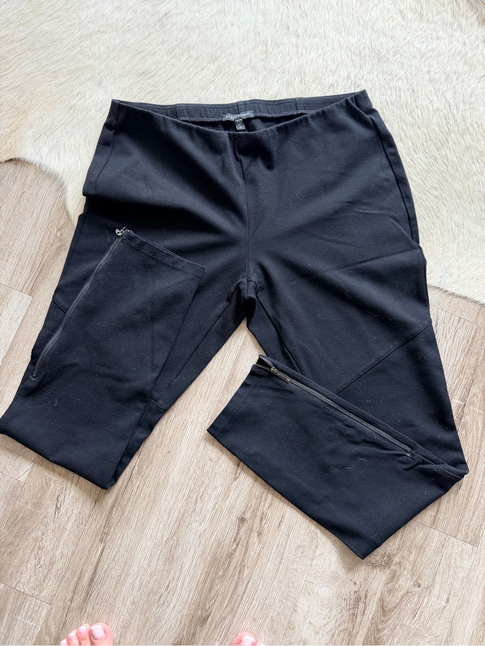 Eileen Fisher Legging w/ Zipper Detail Pants